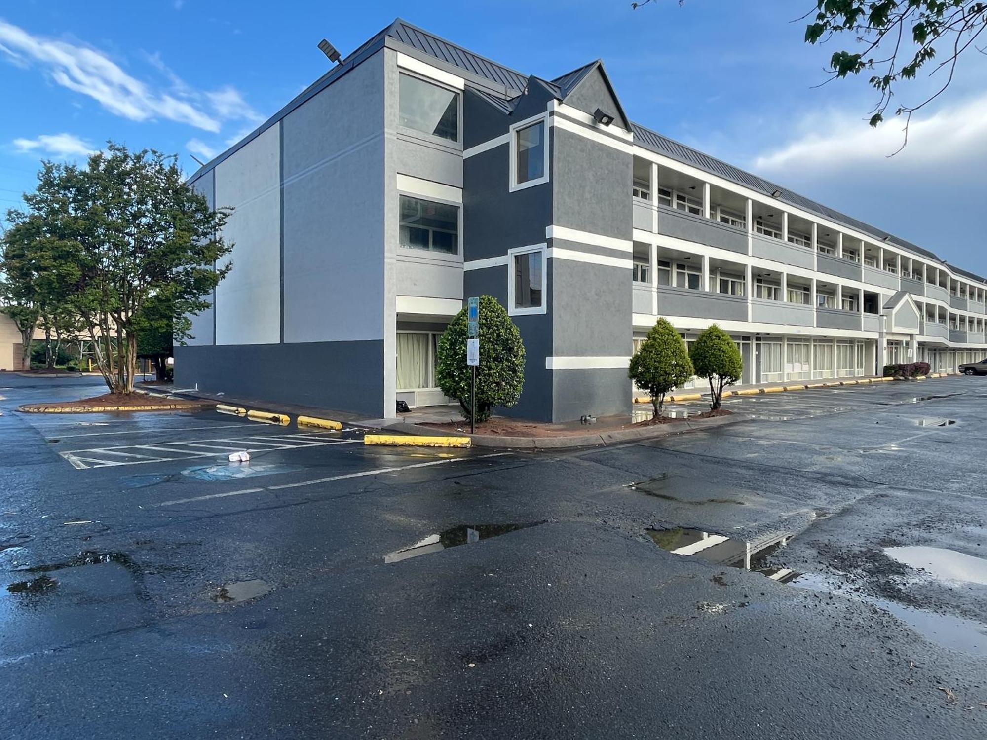 Motel 6 Charlotte, Nc - Airport South Exterior photo